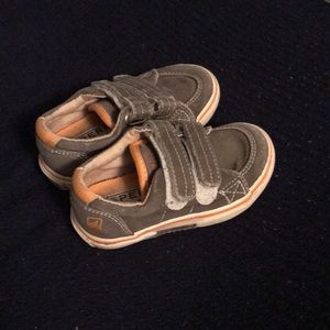 Baby sperry tennis shoes